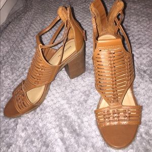 Size 8 brown heels